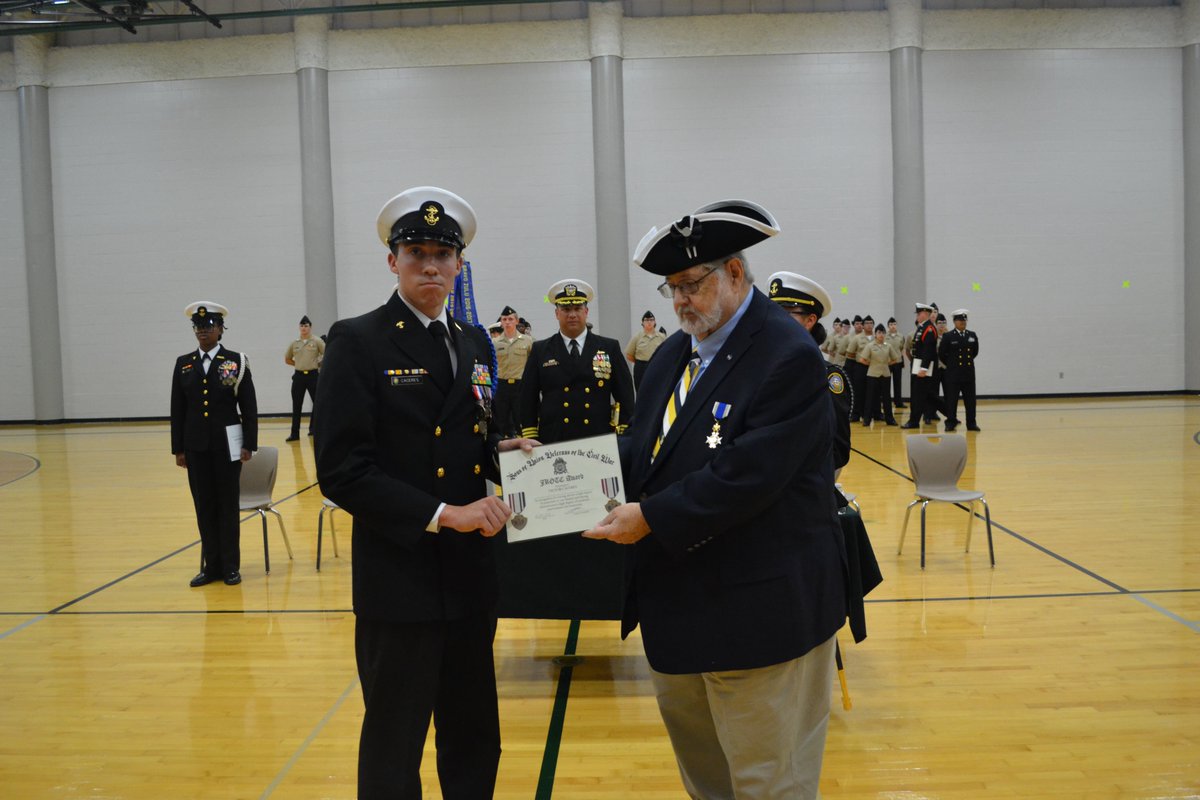 Cadet Caceres (MCHS) received a commendation medal from the Sons of the Union Veterans of the Civil War at the 2024 NJROTC Change of Command & End-of-Year Awards Ceremony.