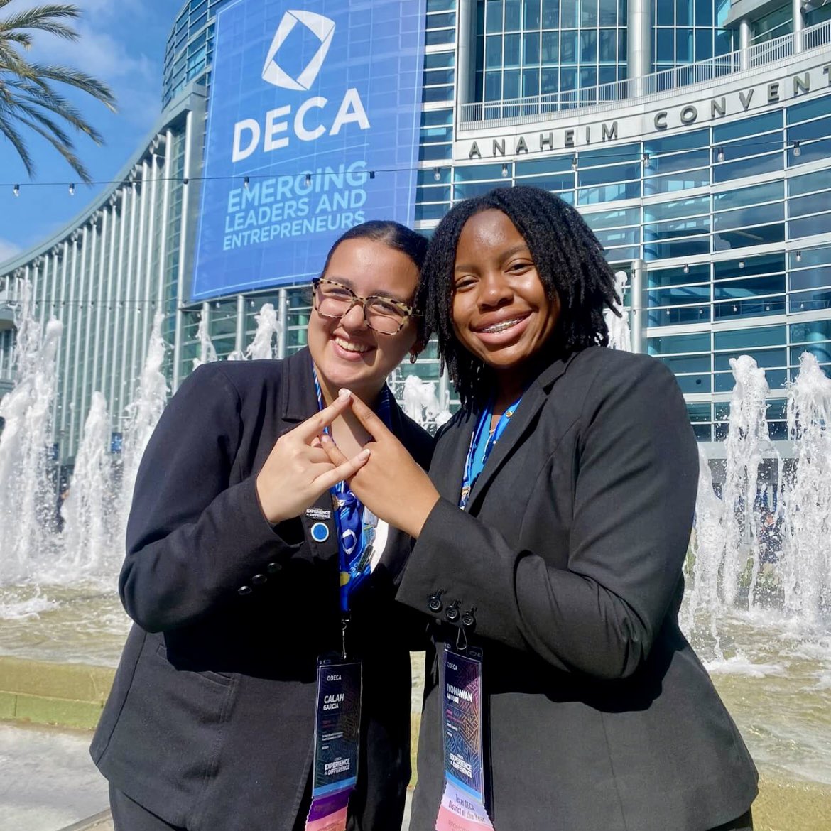 Proud of our varsity athletes who participated in the DECA International Career Development Conference this weekend. Great job Calah and Iyona! #studentathletes #FMG @leisd @LE_DECA @LEISDAthletics @LittleElmHS