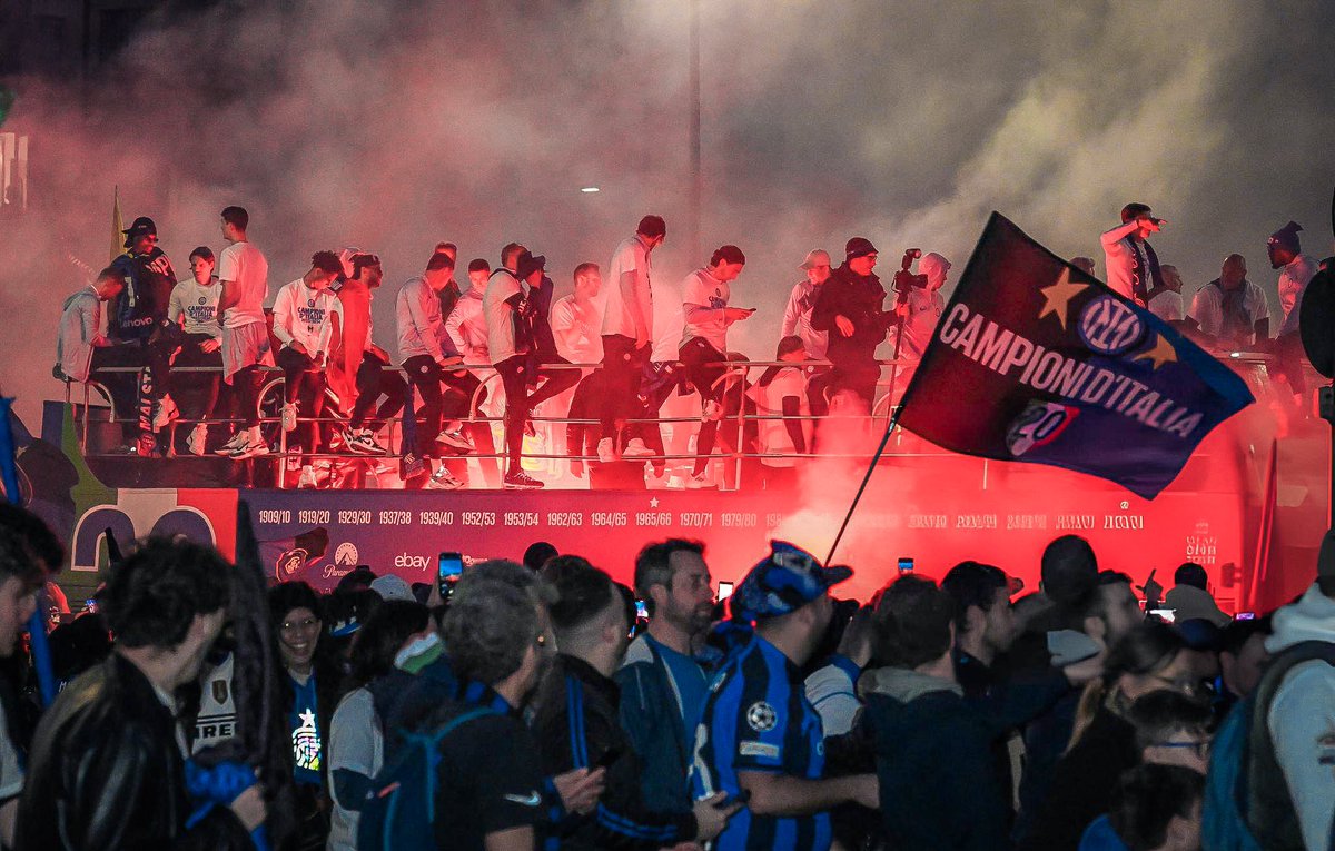 🥶🤯🏆🇮🇹⚫🔵⭐⭐