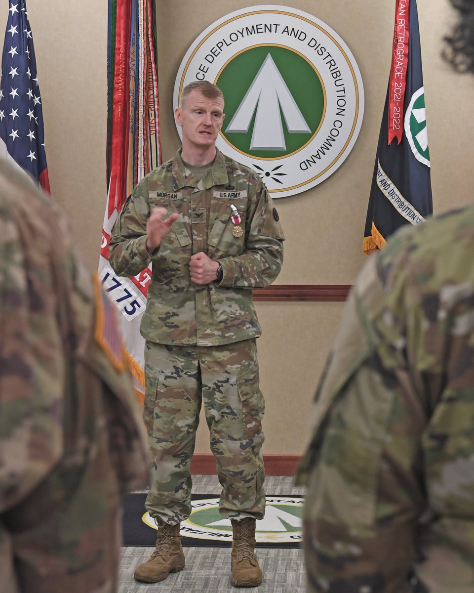 Best of Luck!🤞

The men and women of SDDC bid a fond farewell to COL Samuel Morgan, our Strategy and Plans director. Morgan will become the commander of the Blue Ridge Army Depot in Richmond, Virginia. 

#SurfaceWarriors | #OnTimeOnTargetEverytime