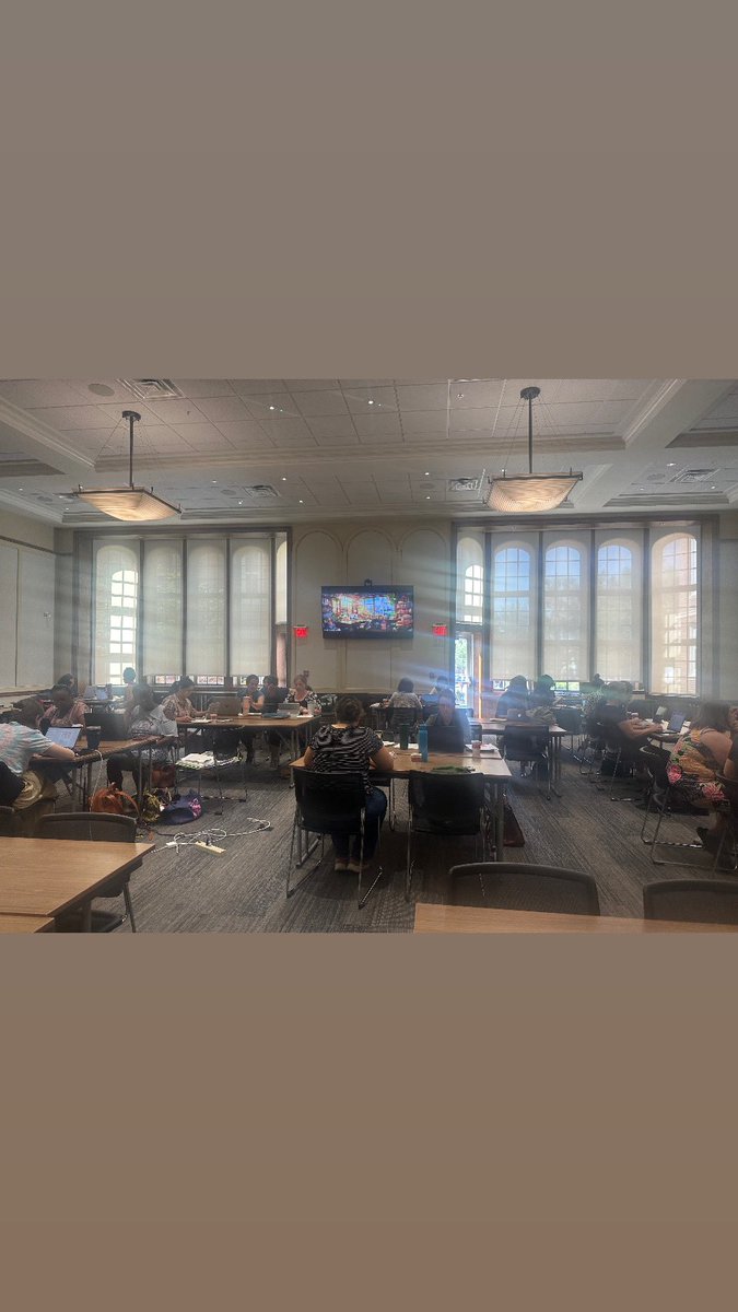 Creative restorative writing spaces at UF COE by the Qualitative Research Student Organization. So grateful for the work of Nia Page, Riya Chakraborty, and Natalya Green to organize this event. #acwri #writing #highered #AcademicTwitter #phdlife