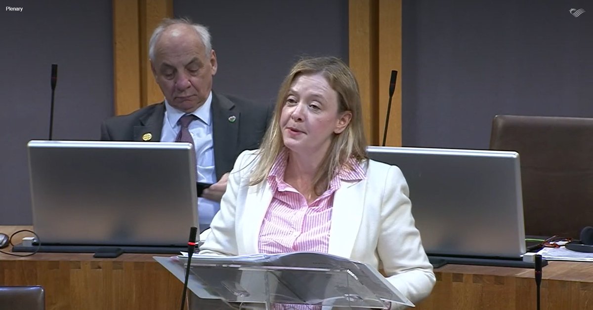 Da iawn to my friend and neighbour @JBryantWales for her first questions as Minister for Mental Health and Early Years this afternoon. As said previously, a very well-deserved appointment; you're a fantastic advocate for mental health and children and young people.
