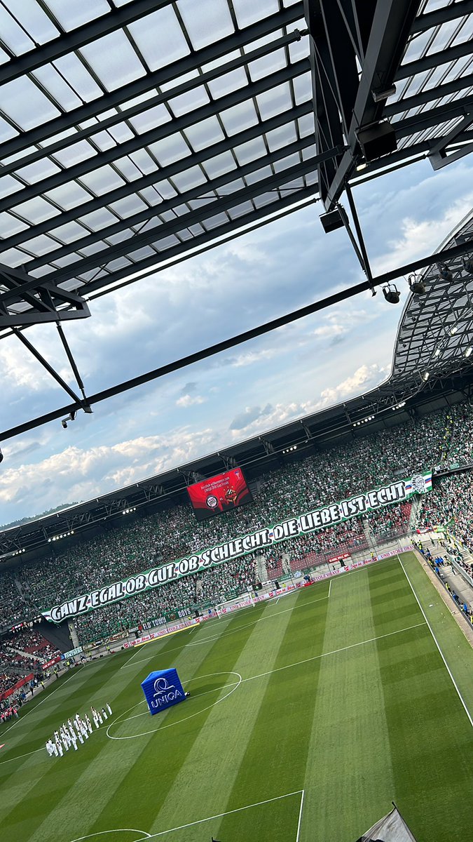 DaAustrian's tweet image. Sieht scheiße aus. #STUscr