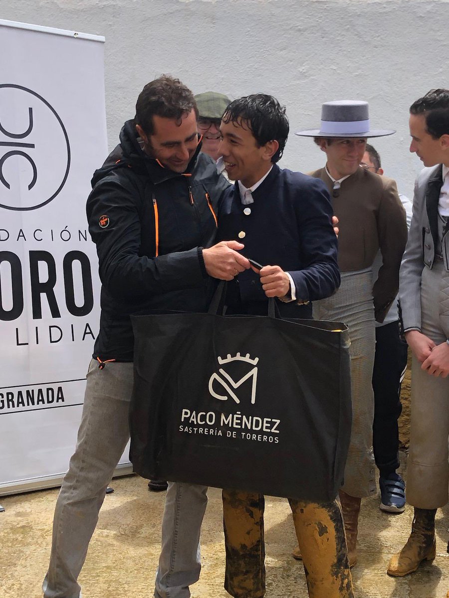 Esta mañana, en Alcudia de Guadix, en la Final del III Certamen de Novilleros de Granada, donde Pablo Fernández fue el triunfador. ¡Enhorabuena!

#ElFandi2024