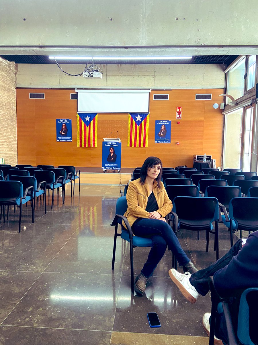 Un honor coneixe’t i un plaer sempre escoltar-te @orriolsderipoll . Futur del país garantit al teu costat. @CatalunyaAC💙 . 
Ens veiem dissabte a 📍Tortosa. 🗳️