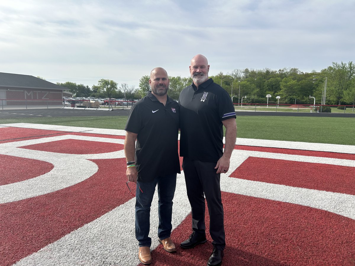 Thank you to @OB_Cats from @NUFBFamily for stopping by the school today. GO BRAVES!! @mtz_football