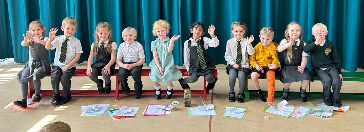 EYFS performed beautifully in their Class Assembly today! They spoke, sang and danced with amazing confidence! Well done to you all! ⭐️
