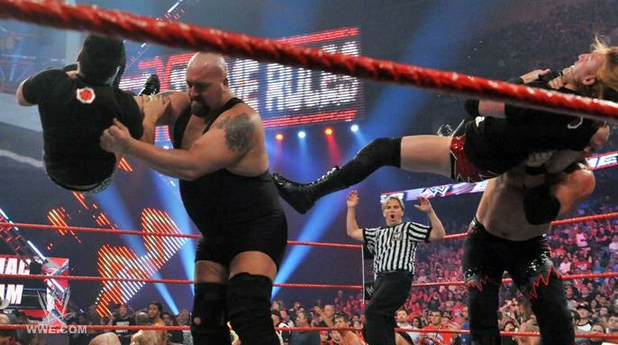 5/1/2011

Big Show & Kane defeated The Corre in a Lumberjack Match to retain the WWE Tag Team Championship at Extreme Rules from the St. Pete Times Forum in Tampa, Florida.

#WWE #ExtremeRules #BigShow #PaulWight #Kane #TheCorre #WadeBarrett #EzekielJackson #LumberjackMatch