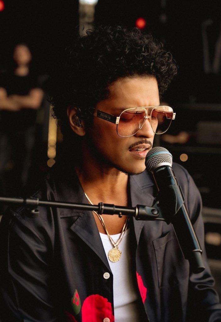 brbrunomars tweet picture