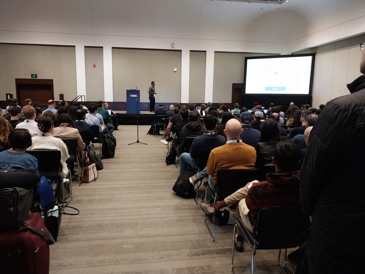 Thank you Boston! Was amazing seeing you at @_odsc East! Cohere Toolkit is now at 1.8K Github ⭐s! Get it here: github.com/cohere-ai/cohe… Next up: NYC for Cohere Build Day TODAY! info.cohere.ai/cohere-build-d…