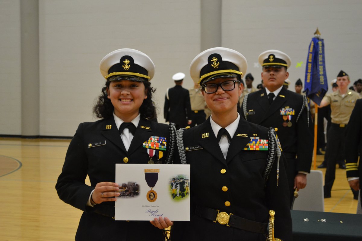 Cadet Ortiz (SLHS) received the National Leadership Award from the Military Order of the Purple Heart Association at the 2024 NJROTC Change of Command & End-of-Year Awards Ceremony.