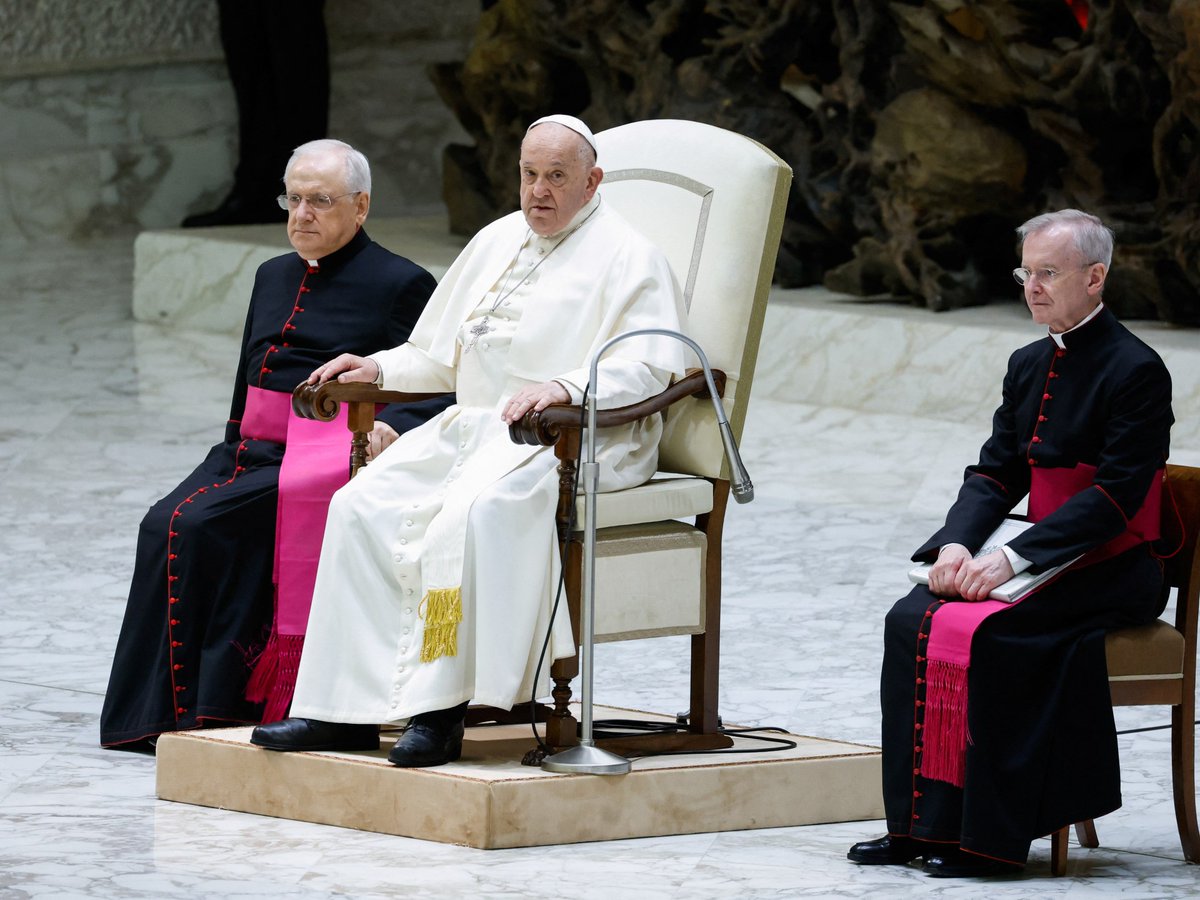 Papa Franjo osudio industriju oružja: Profitirati na smrti je užasno ajb.me/bwzj06