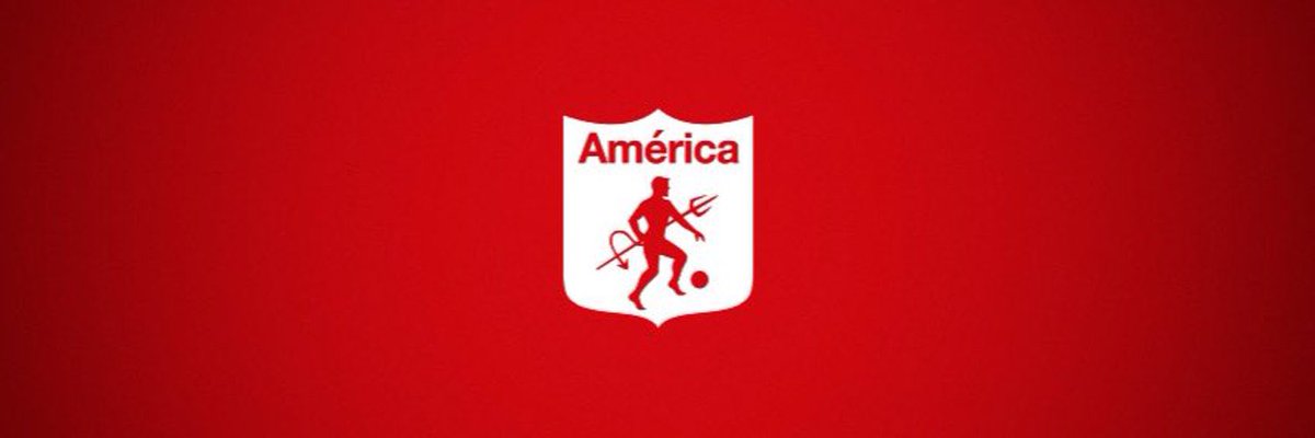 Antes de elegir un entrenador, lo primero que se debería hacer es, sentarse y proyectarse hacia donde se quiere ir y tener ese convencimiento de lo que realmente se busca como club para comunicárselo a la hinchada. Demórense el tiempo suficiente, pero que la decisión sea tomada…