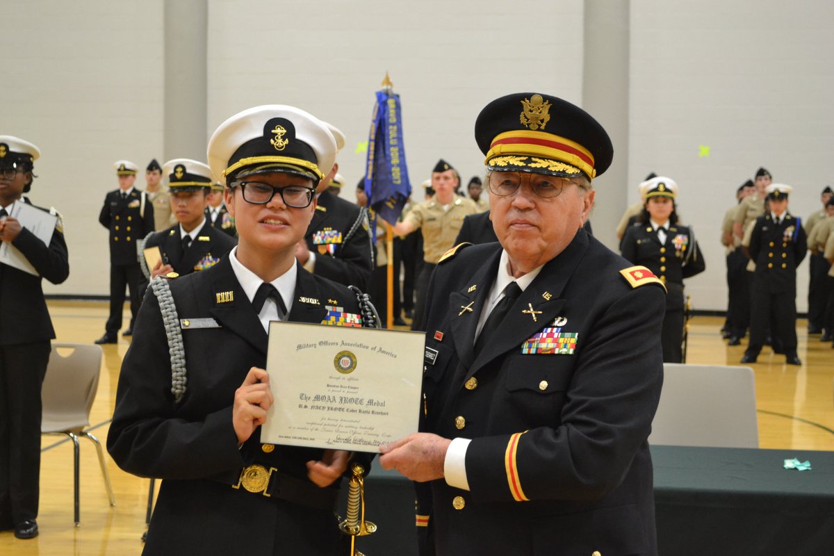 Cadet Rinehart (MCHS) received the JROTC Commendation Medal from the Military Officers Association of America at the 2024 NJROTC Change of Command & End-of-Year Awards Ceremony.