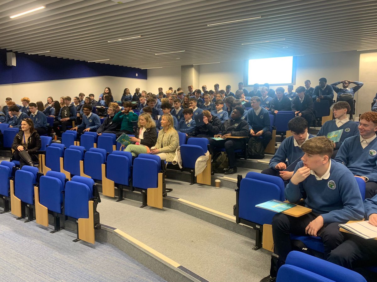 5th years enjoyed a tour of TUD and a talk outlining all the courses on offer. Big decisions ahead of them in 6th year. @ddletb #Teamddletb @tudublin