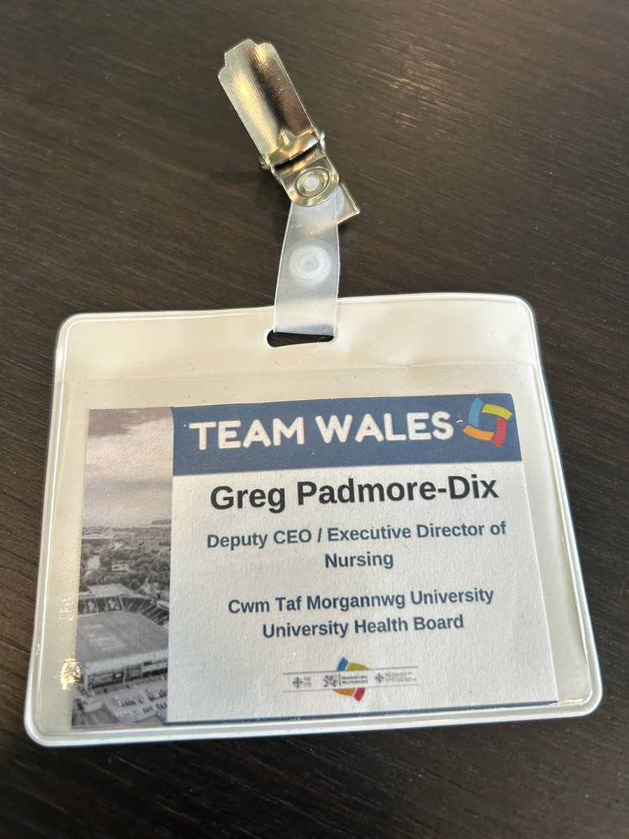 Attending the #TeamWales joint WG/NHSW today. Great to network with Welsh exec colleagues; learning & sharing; Healthier Wales; AI: Performance expectations; Genomics 🧬 and a powerful patient story = why we do, what we do.