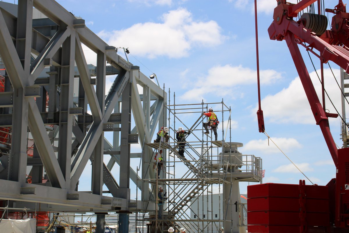 🛠️@NASAGroundSys teams are prepping for their next operation called 'Jack and Set.' During this, they will lift the mobile launcher 2 base to temporary mount mechanisms where it will be picked up by crawler-transporter 2 and set on a permanent mount. go.nasa.gov/44kQ7mr