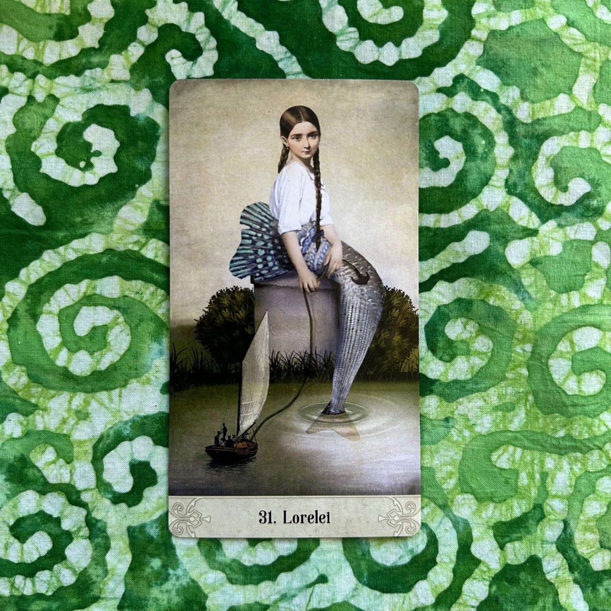 Card of the Day: Lorelei
Don't go with the flow today. Be in control of your destiny. Take hold of the steering wheel firmly and head toward your desired destination. Just do it!
#tarotbygraham #tarot #oraclereading #oracleofmysticalmoments #cardoftheday #oraclecards
