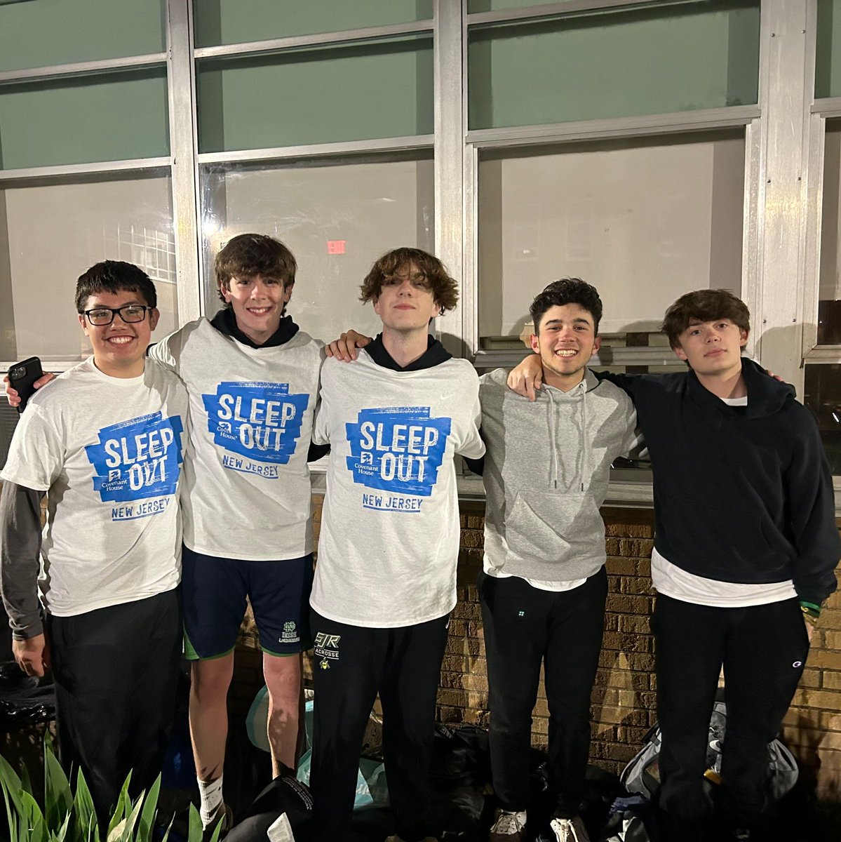 Last night over 100 SJR students came together for the Covenant House sleepout. Through their fundraising efforts the boys raised over $65,000 for Covenant House NJ, while also helping raise awareness for homeless teens. This is the Vir Fidelis! #VirFidelis #GreenKnights