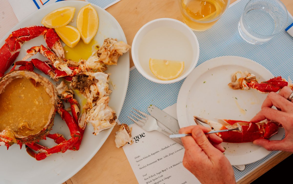 CORNISH KING CRAB IS BACK!!! Seeing these beauties back on the menu marks the first sign of spring for us. Find a list of merchants to buy from on our website: bit.ly/4dnjgBy