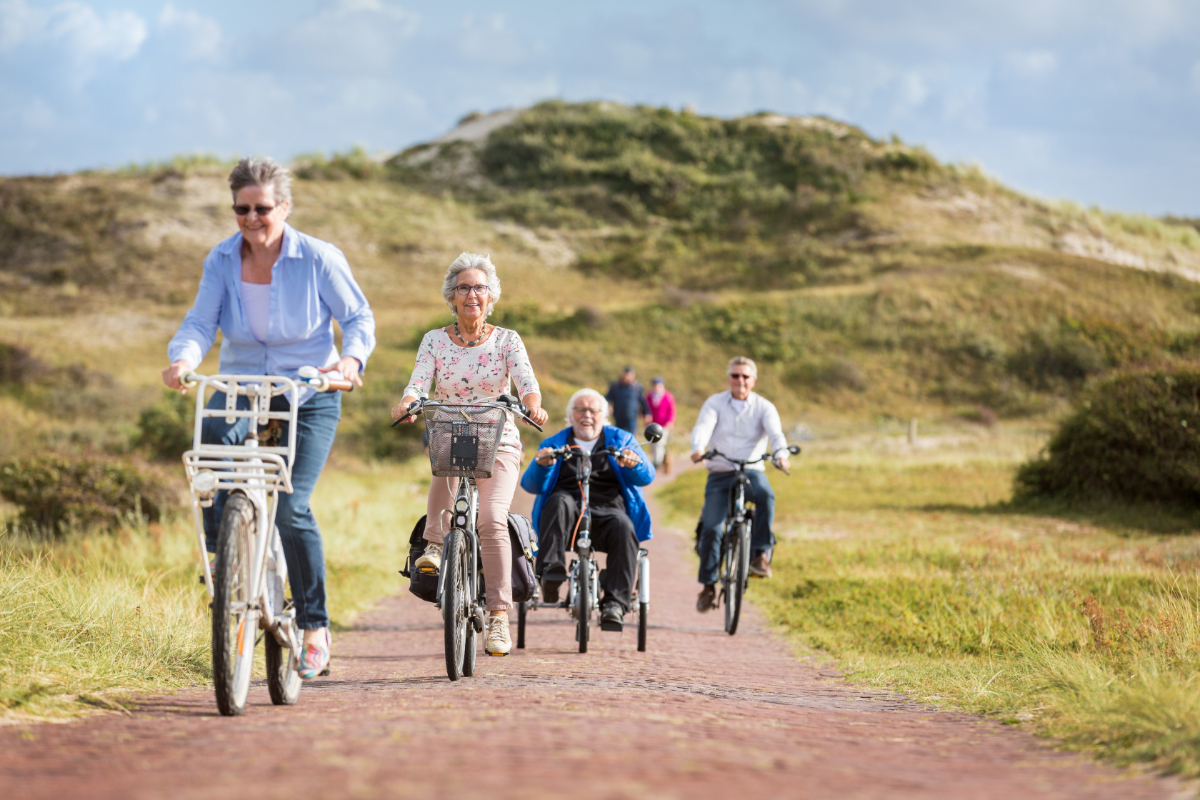 Cycling is an important transport mode for the elderly in the Netherlands. It keeps them healthy, happy and actively participating in society. @MinIenW ‘Doortrappen’ program has been campaigning for cycling safety for the elderly since 2018. ow.ly/WYWN50Rtwzw