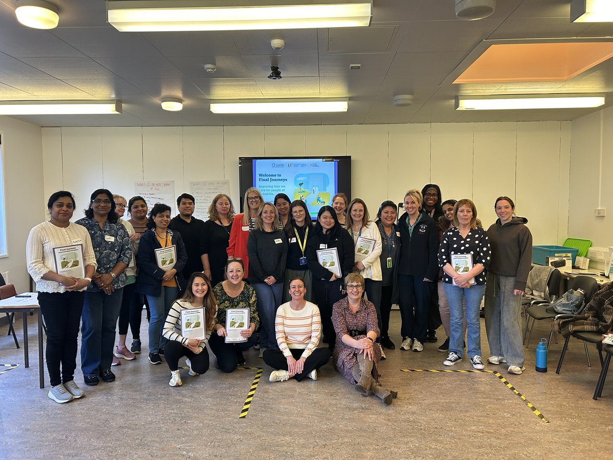 Final Journeys training @Beaumont_Dublin. Attendees from @BHHomeTherapies & dialysis units @nettybutler 
23 participants & 2 facilitators sharing a combined 356 years of experience providing end of life care #whatmatterstome 
 @IrishHospice @caroltrayn @Jcqln_OBrien @gcrufli