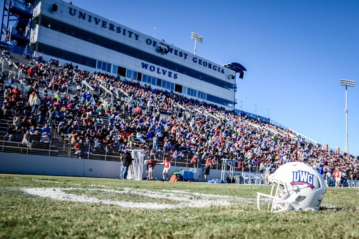 Huge THANKS to @CoachA_Davis from WEST GEORGIA Football for stopping by the Bluff to talk about our prospects!   #GoWest #GoBears