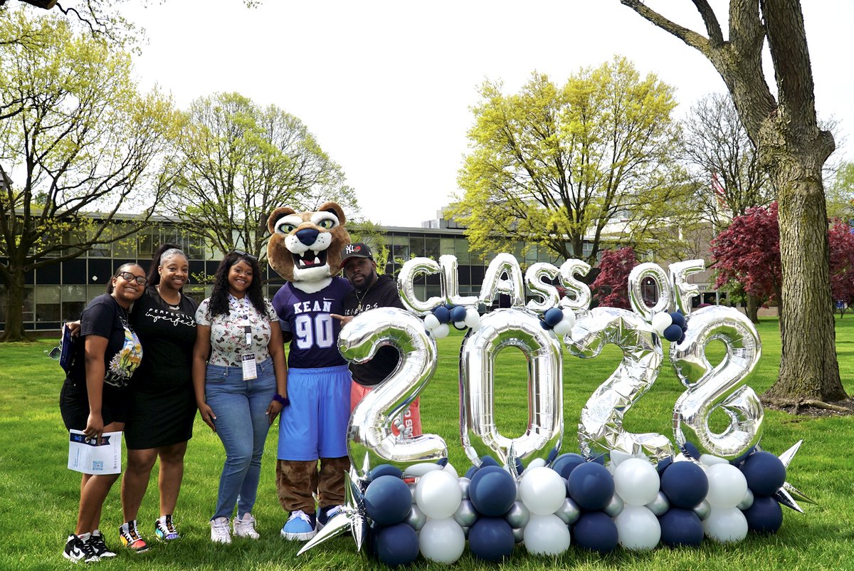 On this National College Decision Day 🐾 , we look forward to welcoming our future Cougars into the Kean University family. 💙 📌 If you're waiting on your aid package before making your deposit, use today to ensure your FAFSA is submitted with Kean's school code 002622. Let's…