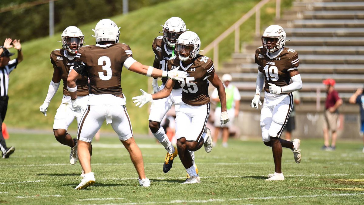 After a great conversation with @CoachBenThaw I’m blessed to receive an offer from Lehigh University! @coach_cahill @CoachBozym @LehighFootball @lhstigercoach @LBurgFootball @IndianaPreps