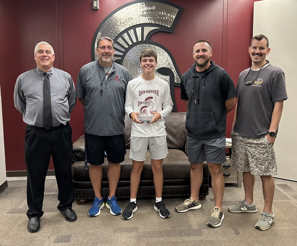 ⛳️Dan Hardee Athlete of the Week⛳️ Dawson Carr shot a 79 on Monday at Boone Golf Club solidifying his spot in the 4A Western Regional and improved his team leading season average to 80. Congratulations Dawson! #ALLIN