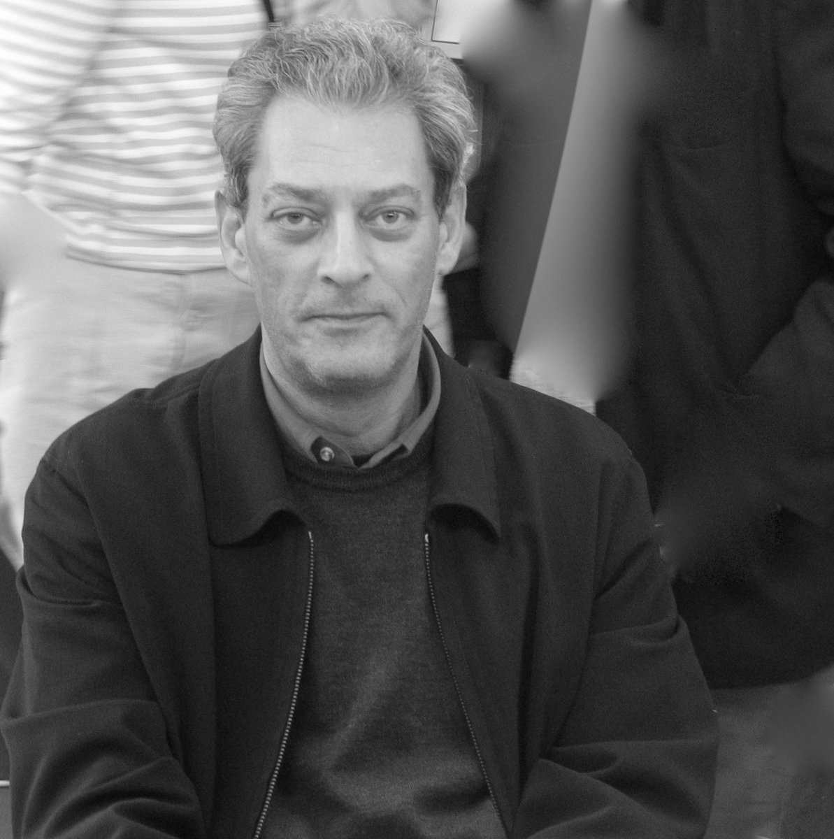 Paul Auster ici en 2005 aux @FestivalEV à Saint Malo dédicaçant « La nuit de l’oracle »