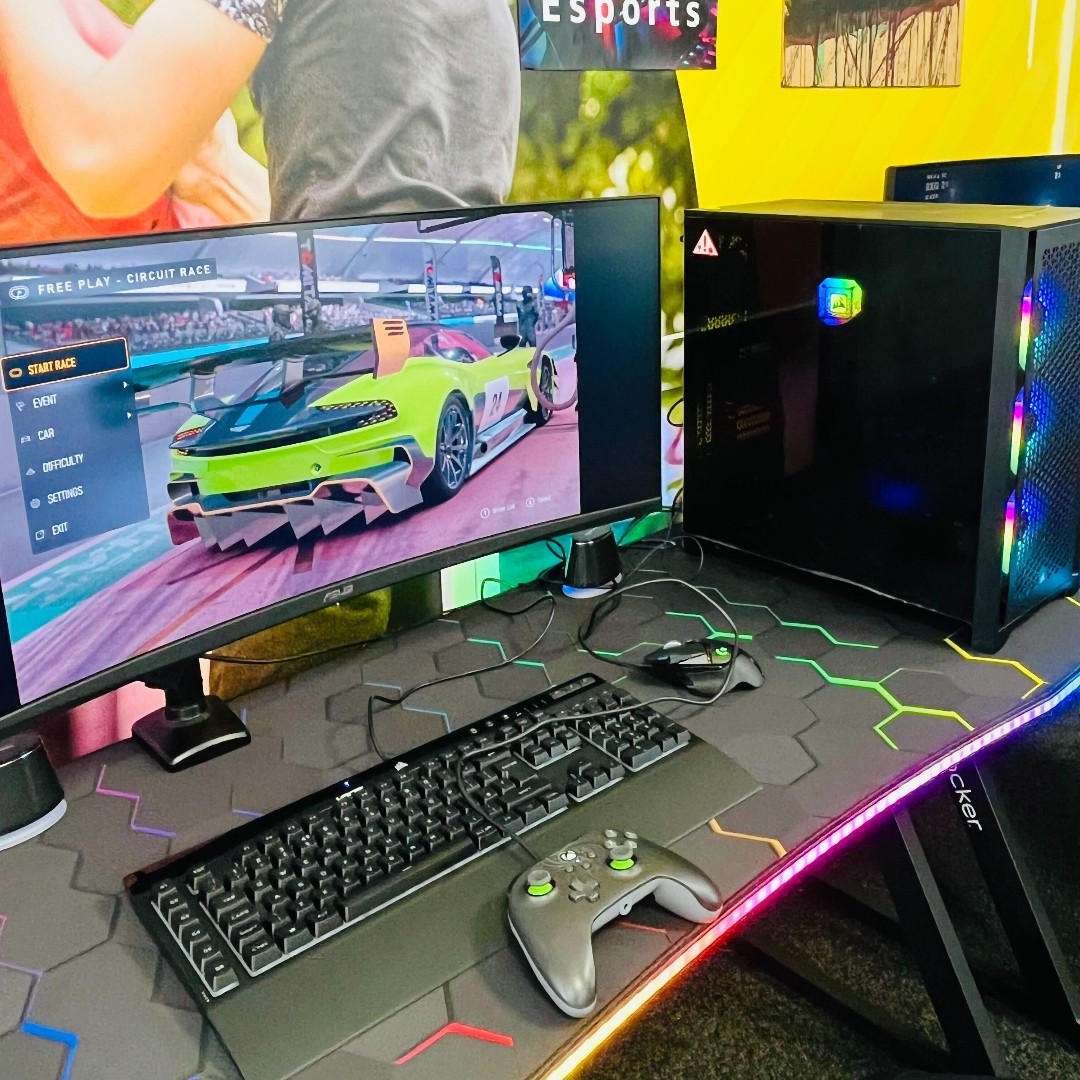 Today, learners had the opportunity to try out equipment that will be used on our new Esports courses! Come to Open Day on Saturday 11th May, 10am-1pm to 'have a go' and learn more. Register your place: ow.ly/O8Sl50RtBXT