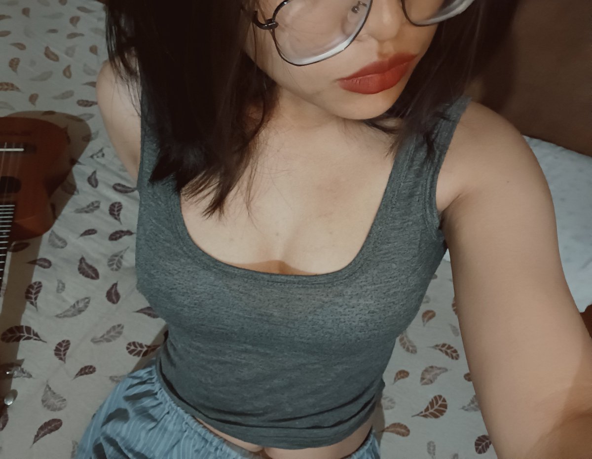 useless pigs,get me to 200 followers now!

findom finsub indianfindom paypig humanatm footfetish