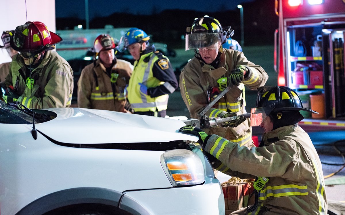 @YRP These are the brave individuals who run toward trouble, while others run the other way.

Today is a day to thank all our partners who are ready to respond, whenever the call may come.

#Fire #Paramedic #Police #DeedsSpeak #YRP #YorkRegion