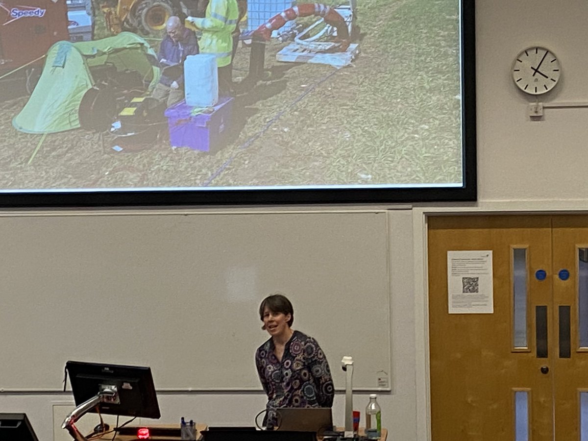 Great to listen to @SubterraFleur talking about energy geostructures in her @LeedsUniEng inaugural lecture. #CelebrateOurStaff