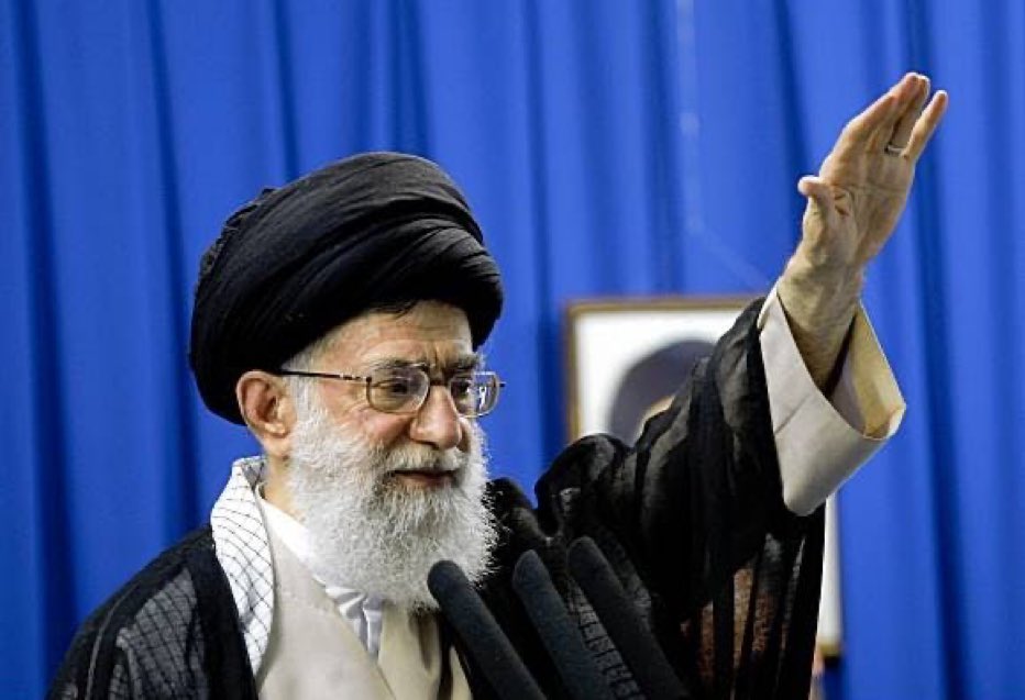 نام گوز علی
فامیل لواطی
قاتل ملت ایران
تا اخوند کفن نشود 
این وطن وطن نشود