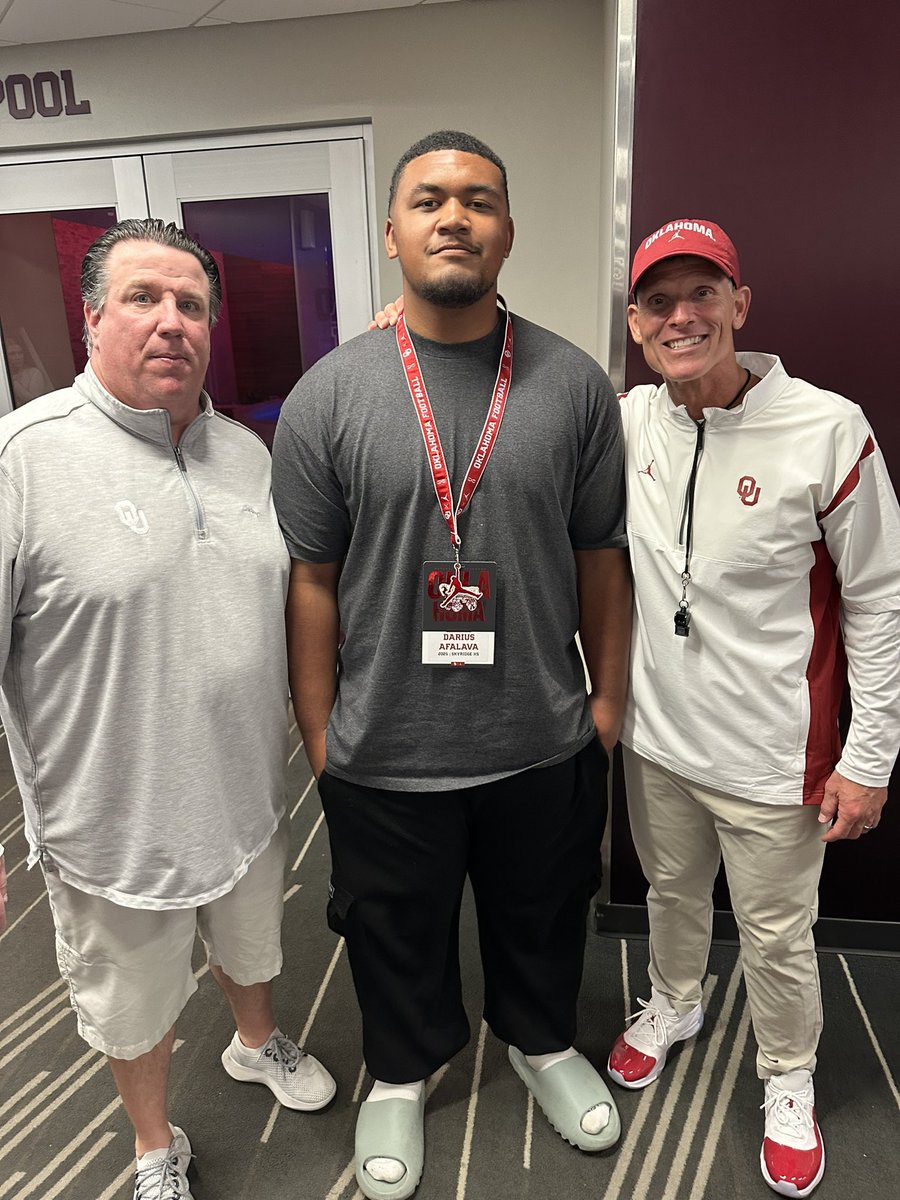 New #Sooners On3 Prediction ⭐⭐⭐ 2025 IOL Darius Afalava 📏 6'5” / 280 🏫 Skyridge HS (Lehi, UT) 🎚️ 60 ✍️ By Josh McCuistion 🎤⬇️ Oklahoma Recruiting Editor on3.com/db/darius-afal… #XXV