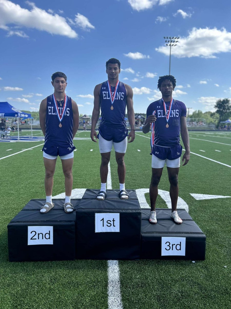 After a long day yesterday I’m proud
Of my team we got 3rd out of 32 teams <a href="/drewmorgan15/">Drew Morgan</a> <a href="/479_Chairs/">Da’Shawn Chairs</a>