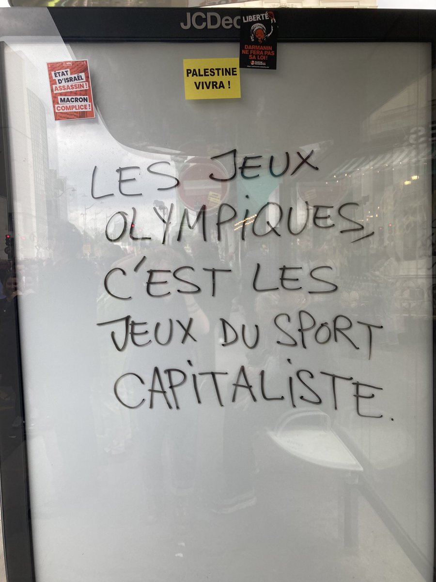 🔴Les meilleurs messages et actions contre les saccages sociaux et environnementaux des #JeuxOlympiques de #Paris2024 lors de la manifestation du #1erMai à #Paris.

- Partie 3/3 -

📸 @2024Saccage

#Manif1erMai #Greve1erMai
#JOduZbeul #JOParis2024