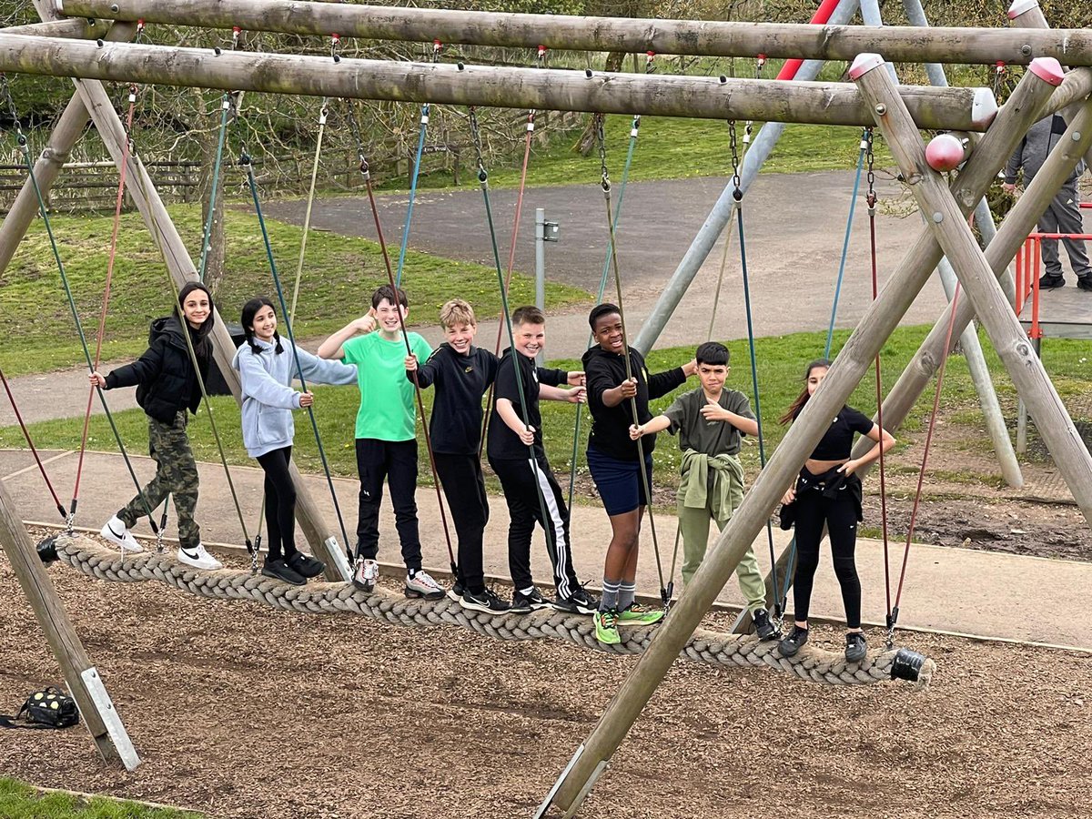 A great start to what’s going to be an amazing P7 adventure in Lockerbie. We had a great morning at Calderglen Country Park 😁