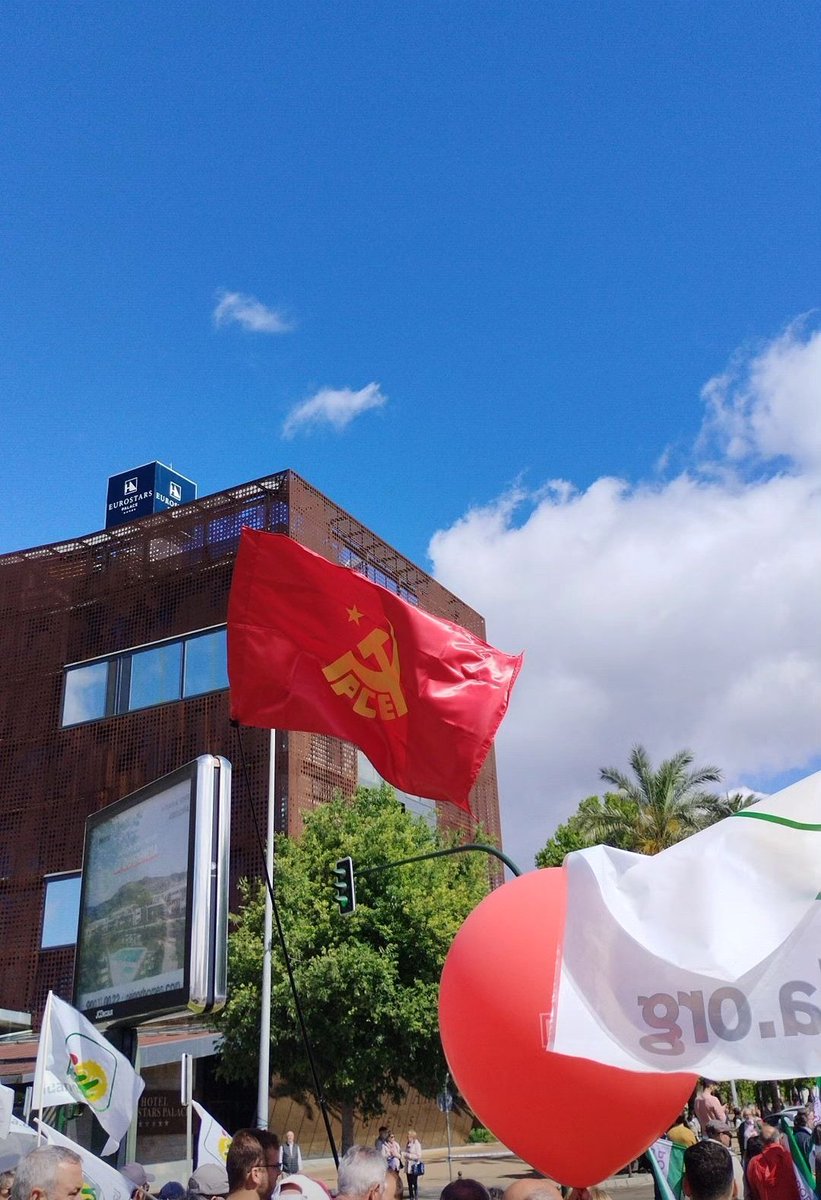 que viva la lucha de la clase obrera #1DeMayo ✊✊✊