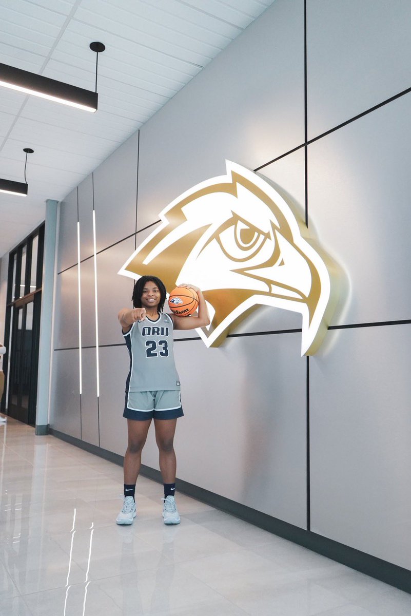 🚨 Scholarship Offer 🚨 Excited to announce ‘25 Alexis Cox has been offered a basketball scholarship by Oral Roberts University! 🏀 | @Akcox23