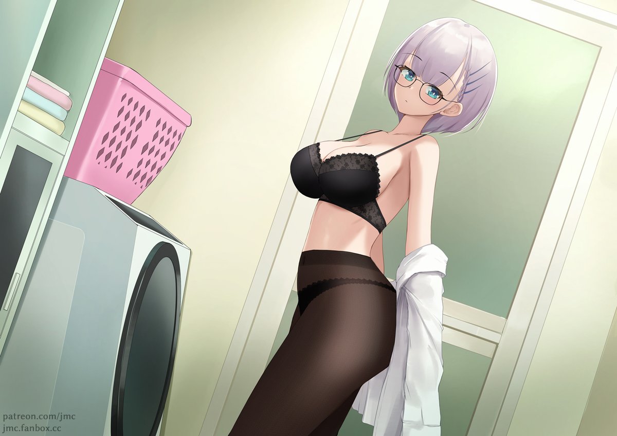 The third sequel is here!
After her routine at the office, she finally came home, now she's getting ready to take a shower😊
#hololive #HololiveID #Reinessance