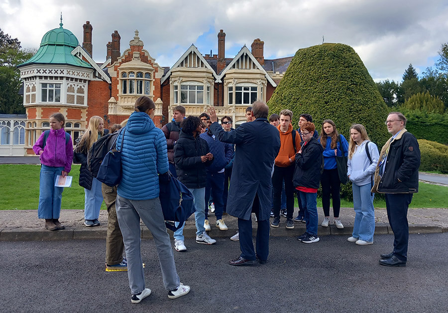 worthschool's tweet image. Worth ran an excellent Computer Science trip to @bletchleypark last week, which was also an opportunity to remind pupils about the School’s own unique role in Second World War history. Read more here: tinyurl.com/4j3fbmjk
#computers #computerscience #codebreaking #worldwartwo
