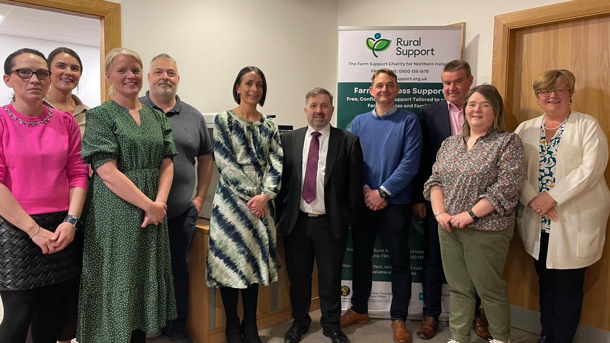 Health Minister Robin Swann today visited @RuralSupport where he met and had an open discussion with staff. He heard about the health needs and challenges facing those living in rural areas and the farming community.