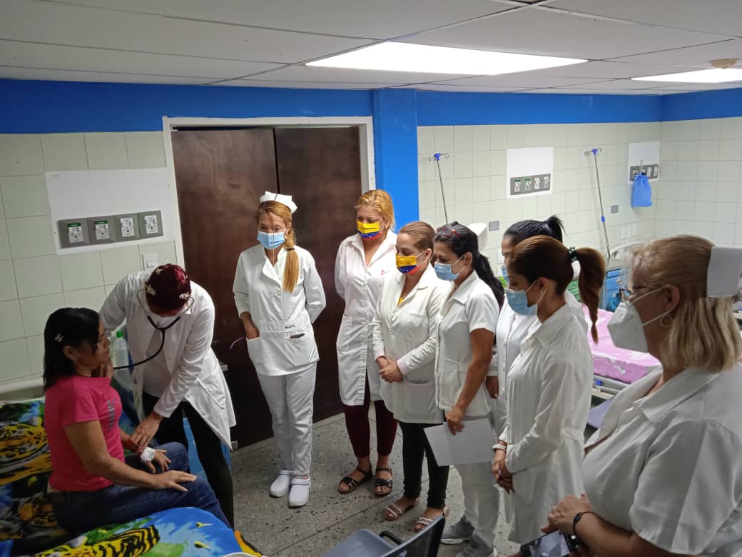 Cada colaborador desde su puesto de trabajo da lo mejor de sí para salvaguardar la salud del pueblo venezolano. #PorCubaJuntosCreamos #CubaPorLaVida <a href="/cubacooperaven/">Brigada Médica Cubana en Venezuela</a> <a href="/MINSAPCuba/">Ministerio de Salud Pública de Cuba</a> <a href="/japortalmiranda/">José Angel Portal Miranda</a>
<a href="/Dailen2022/">Dailen</a>