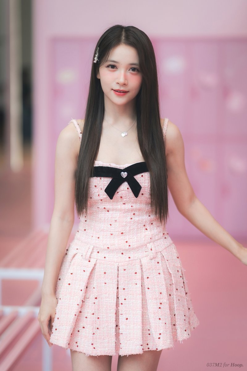 กัปตันที่ดีที่สุดของผม 🫠 (3)

[240501] Hoop BNK48 @ Lancôme IDÔLE HOUSE EVENT, Emsphere.
#HoopBNK48
#BNK48
#037M2