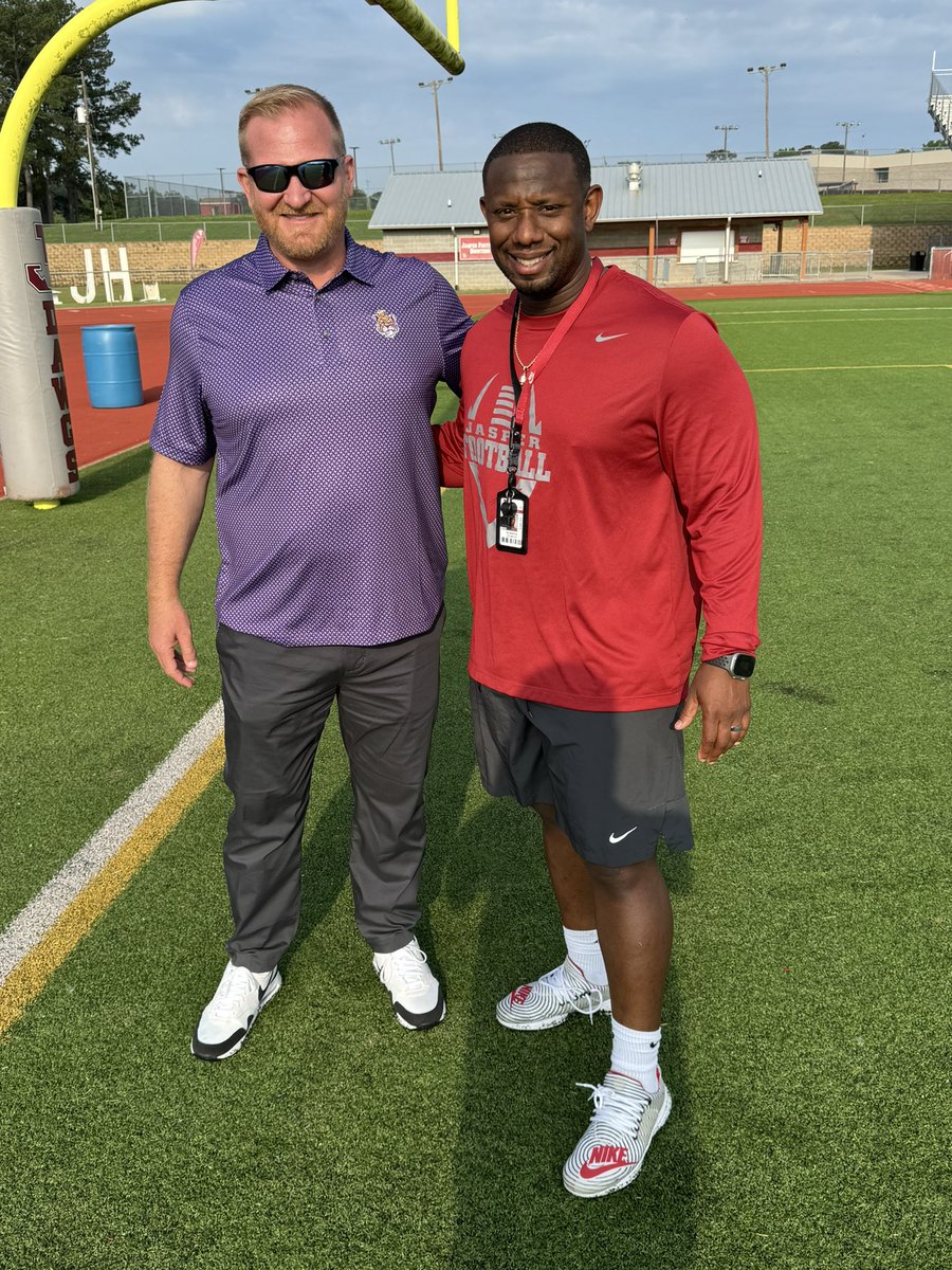 Huge THANK YOU to @LSUfootball @Coach_Nagle for stopping through Jasper, America to recruit @JHSBulldogFB .. #Believe #BeADawg #JasperKids