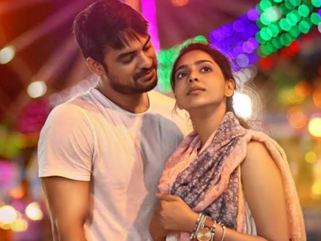 Mayanadhi 

A  Proper Slow paced Romatic thriller. 
Maathan etched a place in the heart of Viewers ❤️

'Sex is not a Promise' Hits like a crack. The Romantic and Liplock Scenes were the highlight of the Movie. And the songs were also Nice.
The Climax were Tovino die was😔