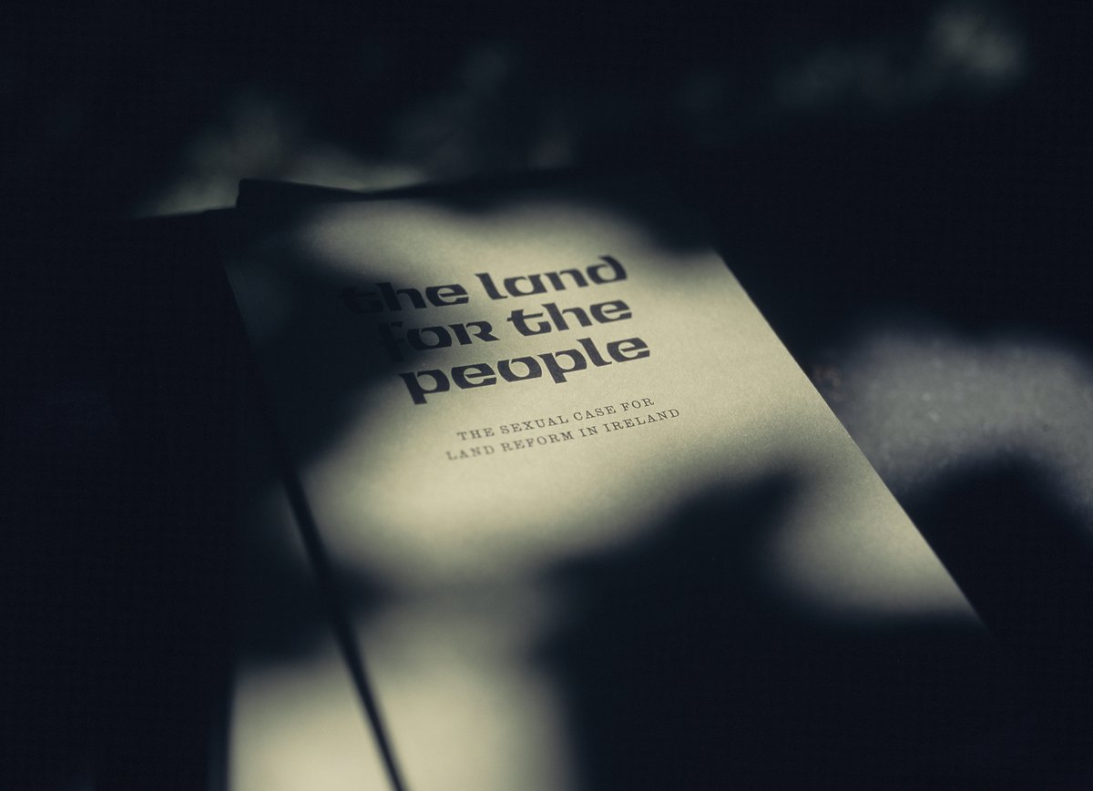 The Land for the People Third Edition, a workbook by Eimear Walshe, commissioned by the National Sculpture Factory. This workbook highlights the relevance of 19th century land conflict in the present day. €5 including postage, buy your copy here - buy.stripe.com/4gw6rpbyw0sbb5…